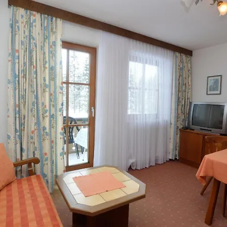 Cozy In Near Lake Apartman Bichlbach
